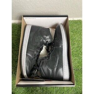 AIR JORDAN 1 RETRO HIGH NYC 23NY BLACK GYM RED WOLF GREY 715060-002 Men size 8